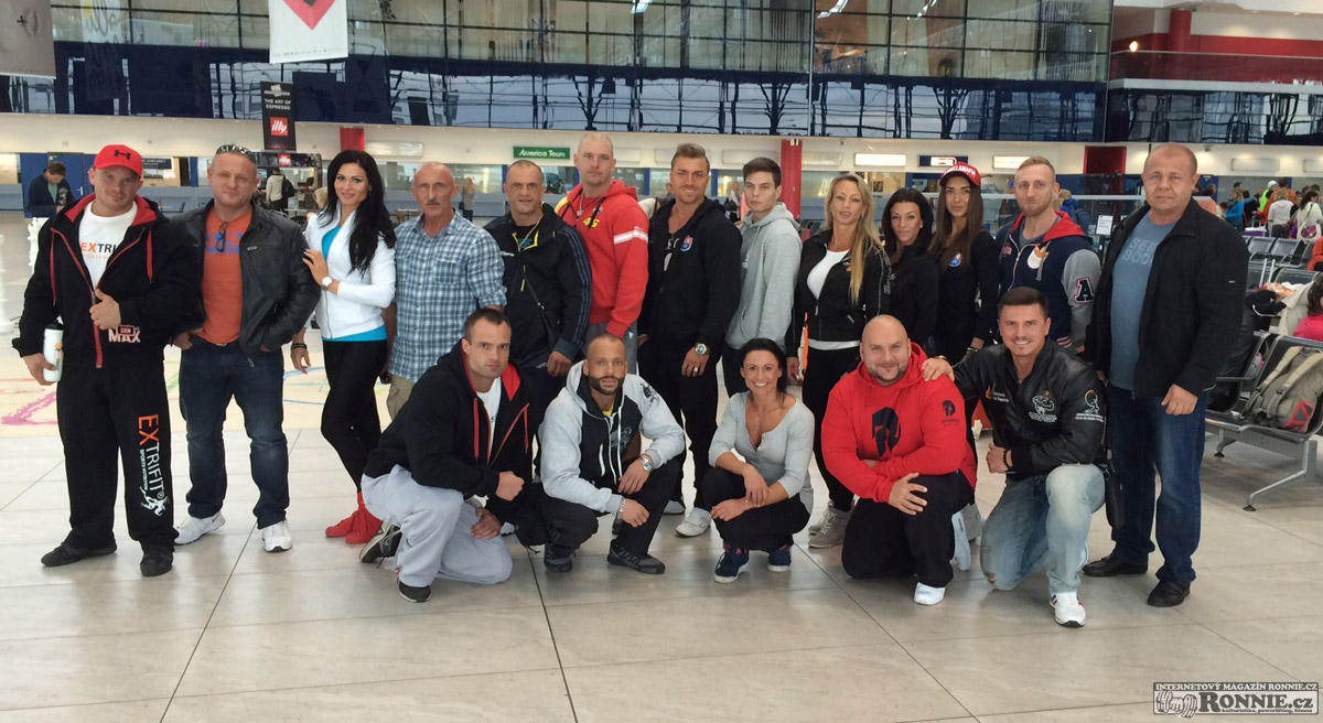 Odlet �esk� v�pravy na Arnold Clasic Europe 2015