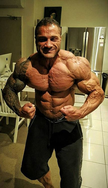 Luke Schembri 6 dn� p�ed Ferrigno Legacy 2015