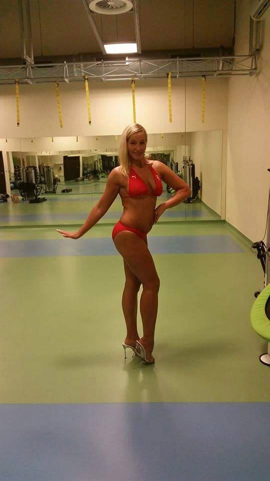 �Hana Jahelkov�  (srpen 2015, 71 kg)