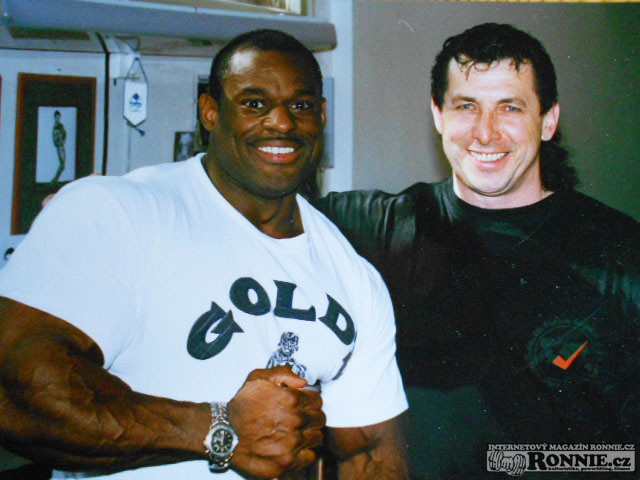 1997 - Vince Taylor p�ijal pozv�n� Vladim�ra Semer�da do jeho posilovny