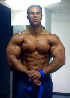 Kevin Levrone - forma z roku 2009