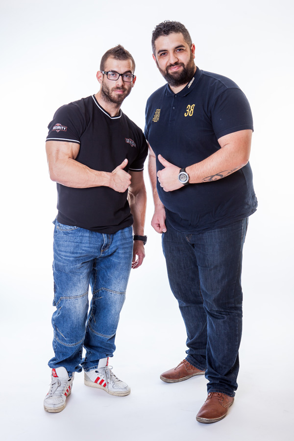 Mana�er projektu a tren�r Norbert Zajac a Peter Her�k