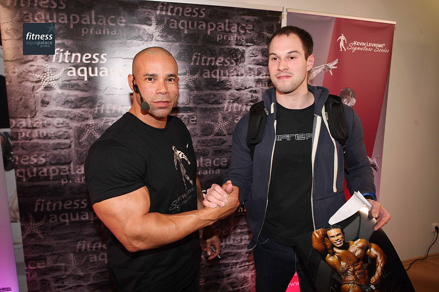 Semin�� Kevina Levroneho ve fitness Aquapalace Praha