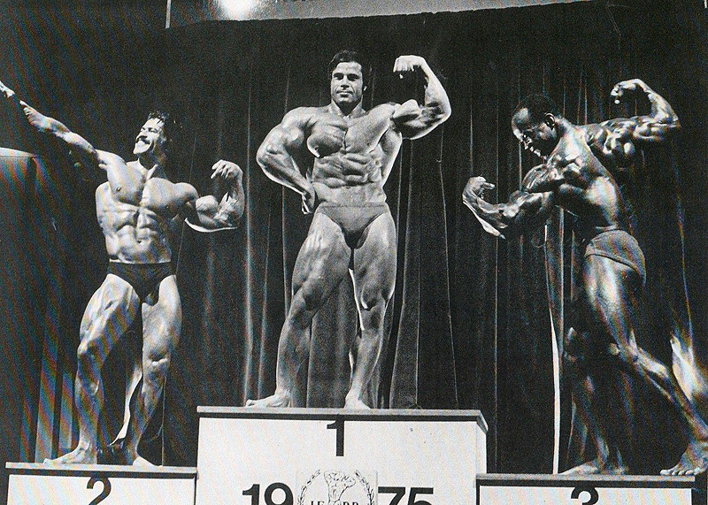 Mr. Olympia 1975 lehk� v�ha: Ed Corney, Franco Columbu, Albert Beckles
