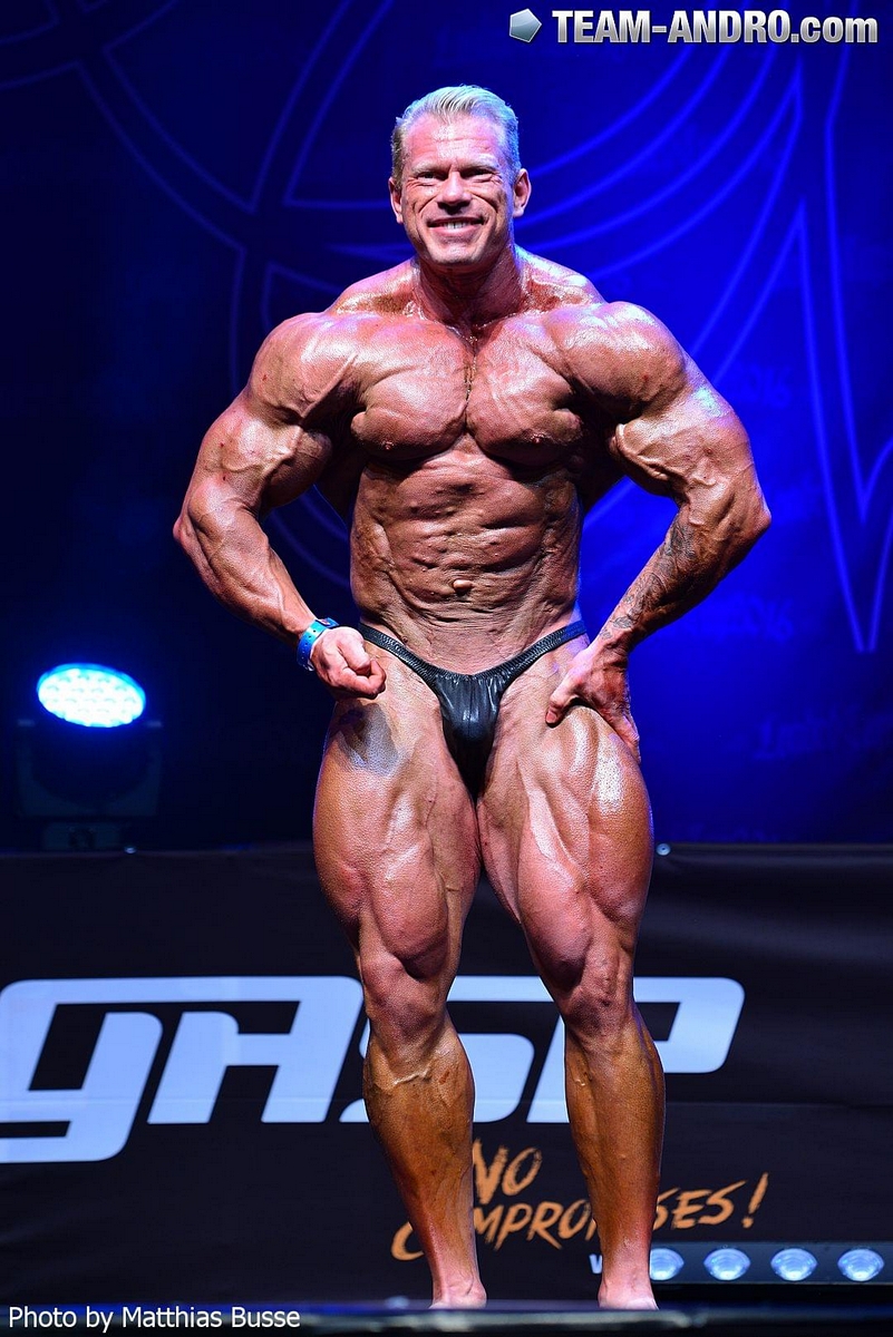 Dennis Wolf