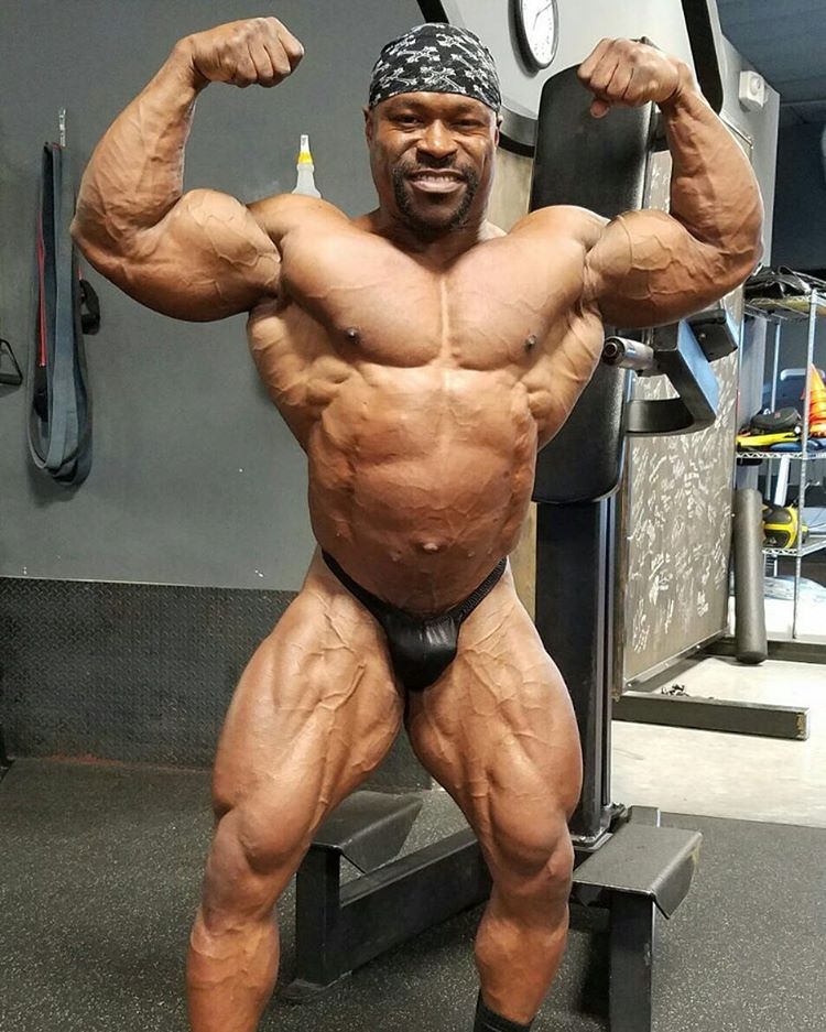 Kevin Ofurum 10 dn� p�ed New York Pro 2016