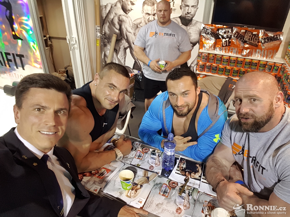 Vja�eslav Vinogradov a �lenov� Extrifit t�mu na IFBB Diamond Cupu a Mozolani Pro Classic 2016