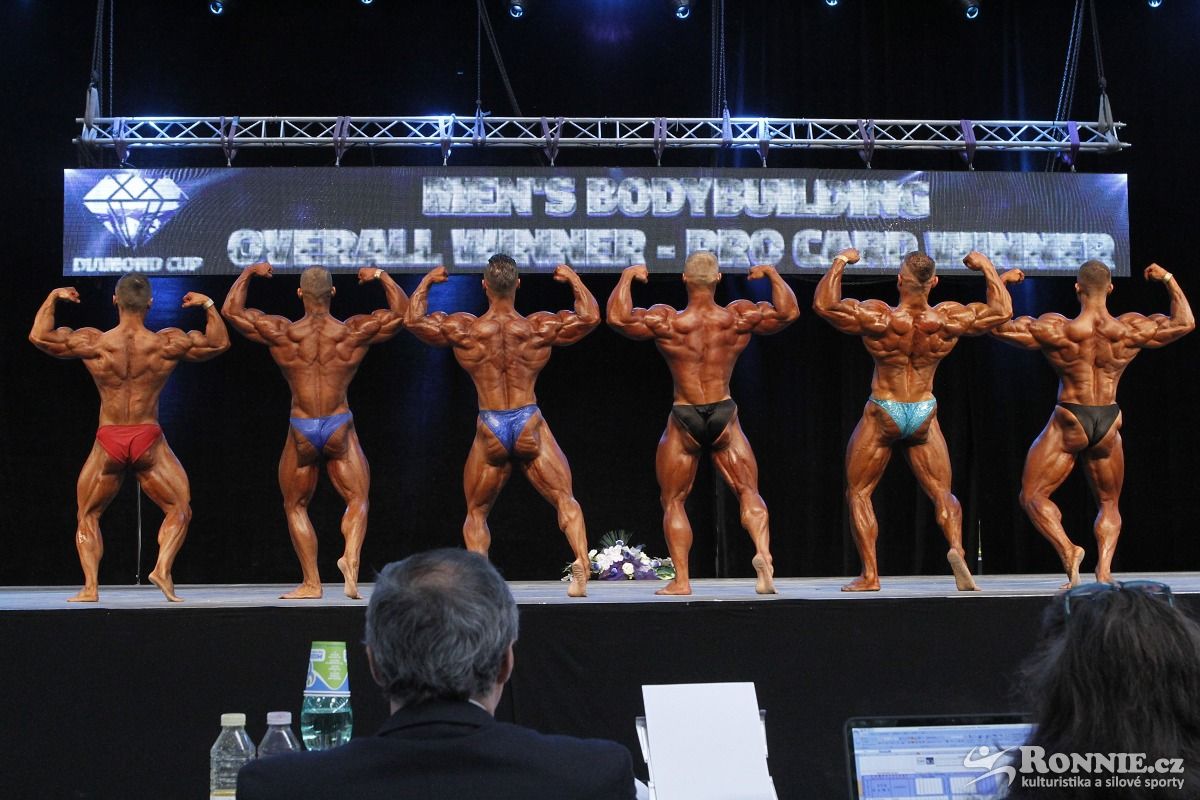 Jan Turek na IFBB Diamond Cupu 2016 p�i souboji o absolutn� v�t�zstv�