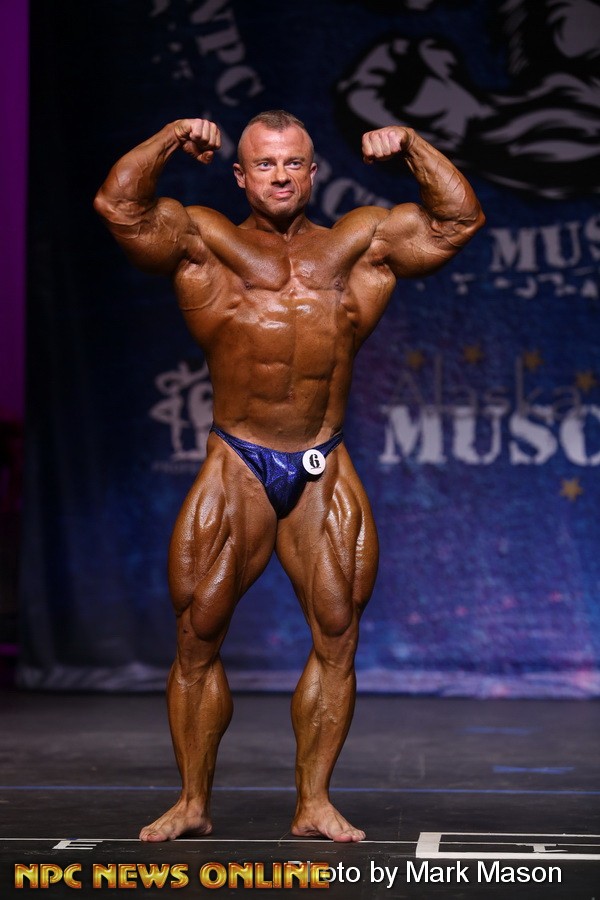 Andrej Mozol�ni