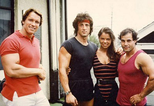 Arnold Schwarzenegger, Sylvester Stallone a vpravo Franco Columbu