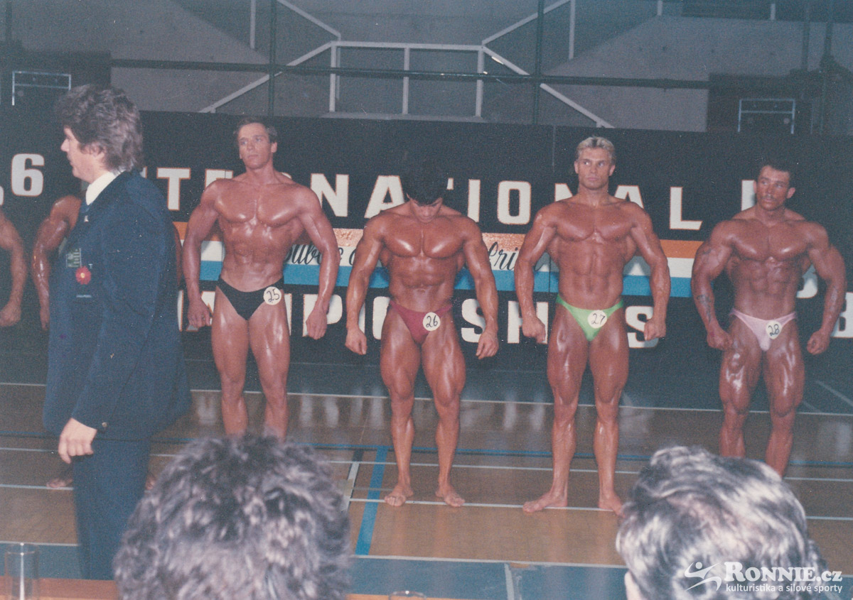 1988 � Mark�v �v�carsk� �ampi�n Mimo (��slo 26) � rozhod�� Lud�k Nosek