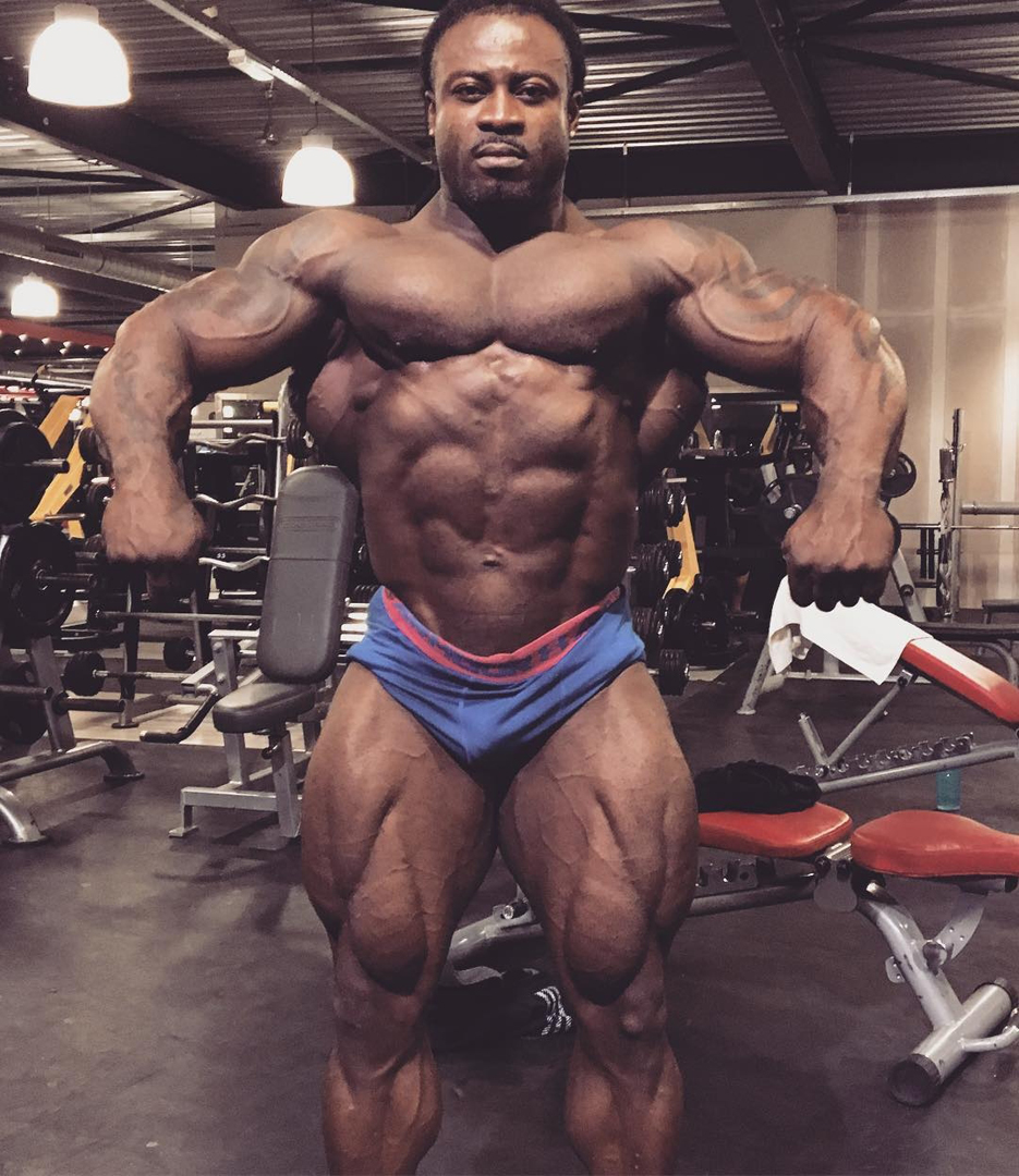 William Bonac 2,5 t�dne p�ed Mr. Olympia 2016