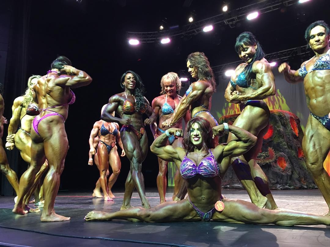 Posedown - v pop�ed� s ��slem 18 Isabelle Turell