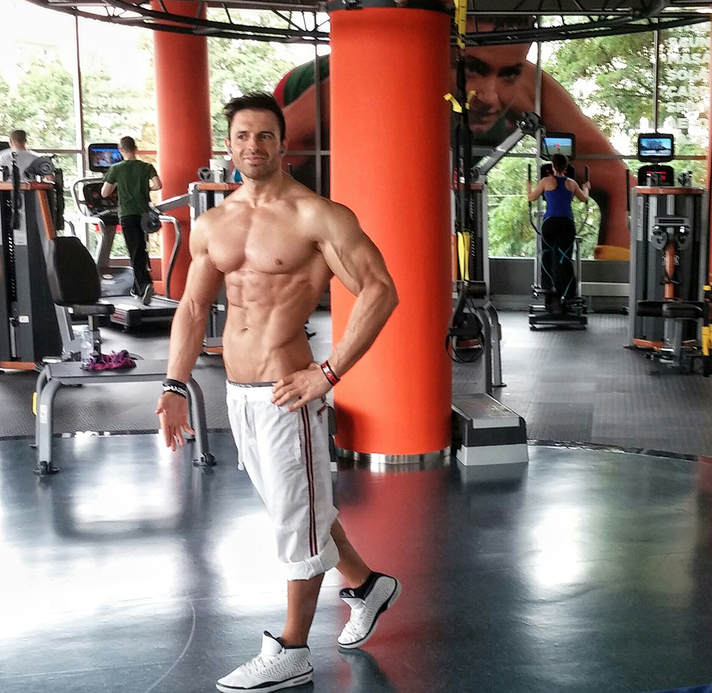 Panos Plangesis p�ed Arnold Classic Europe 2016