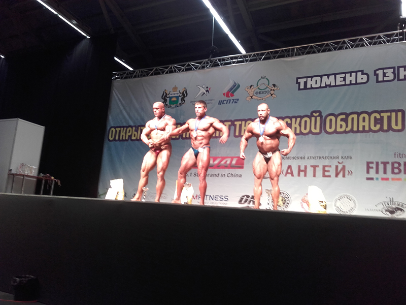 �Jaroslav Paseka, Roman Dudushkin, Alexey Tronov�
