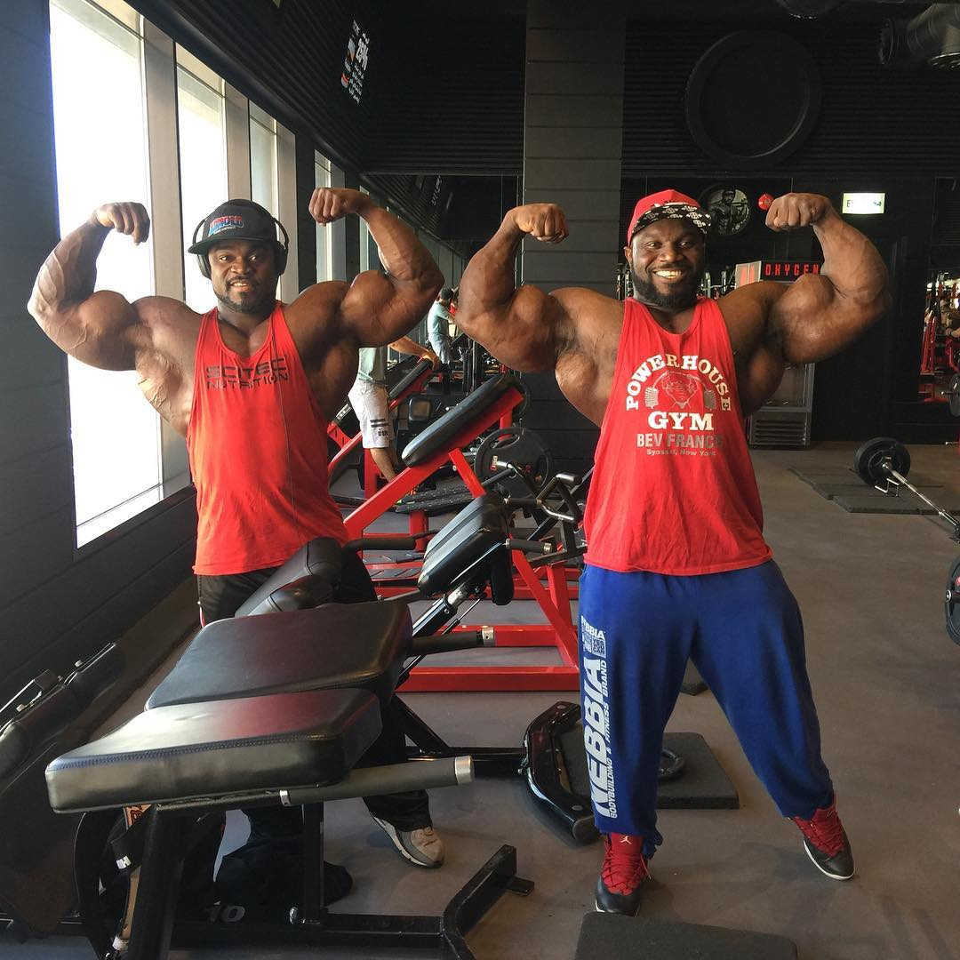 Brandon Curry, Akim Williams�