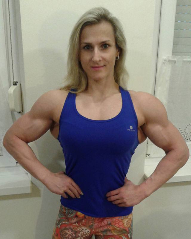 Lenka Feren�ukov�