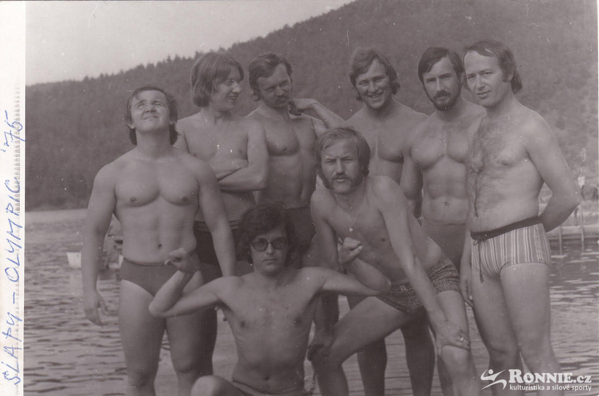 1975 Slapy � kulturistick� odd�l Sl�vie V� Plze� s �leny hudebn� skupiny Olympic 