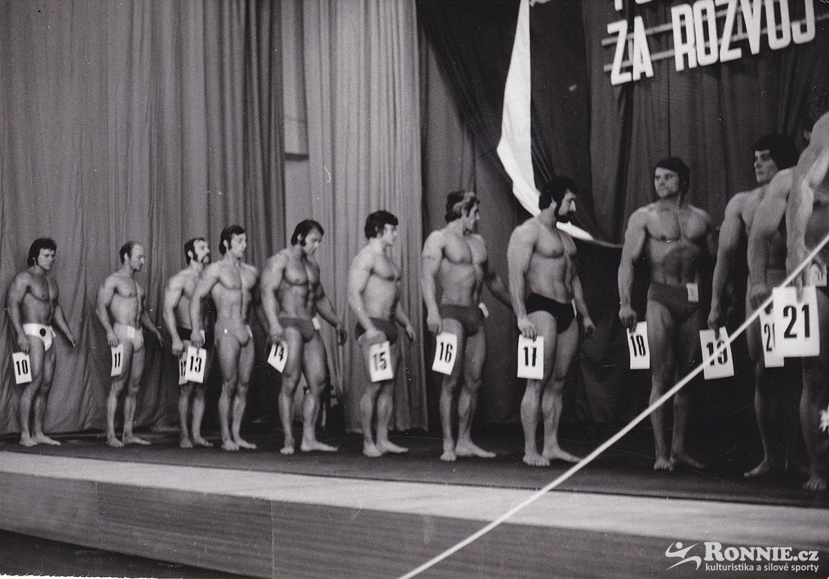 1975 Praha � mistrovstv� �SR � Pavel Nesn�dal ��slo 17, Petr Stach ��slo 14