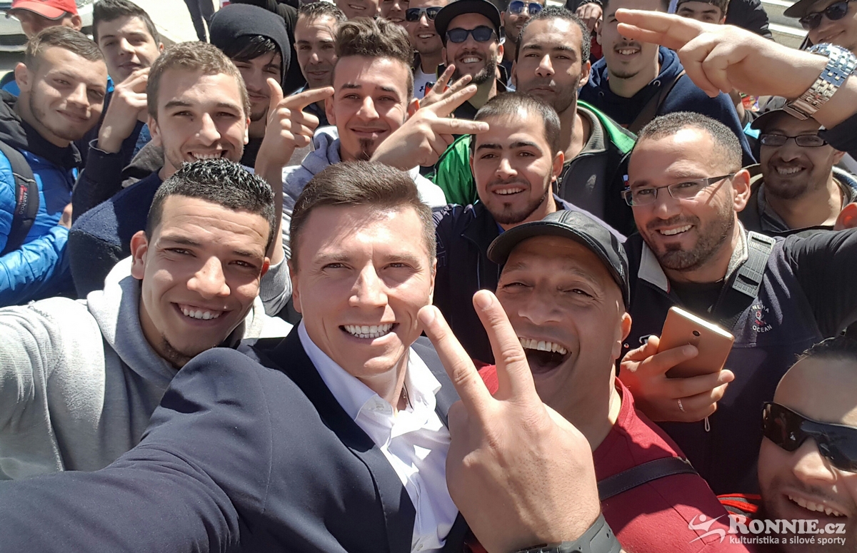Semin�� Sl�vka Vinogradova v Al��rsku