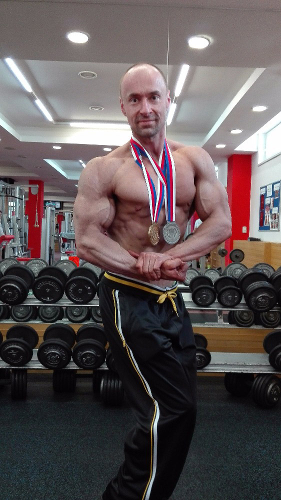 Miroslav Dopir�k�