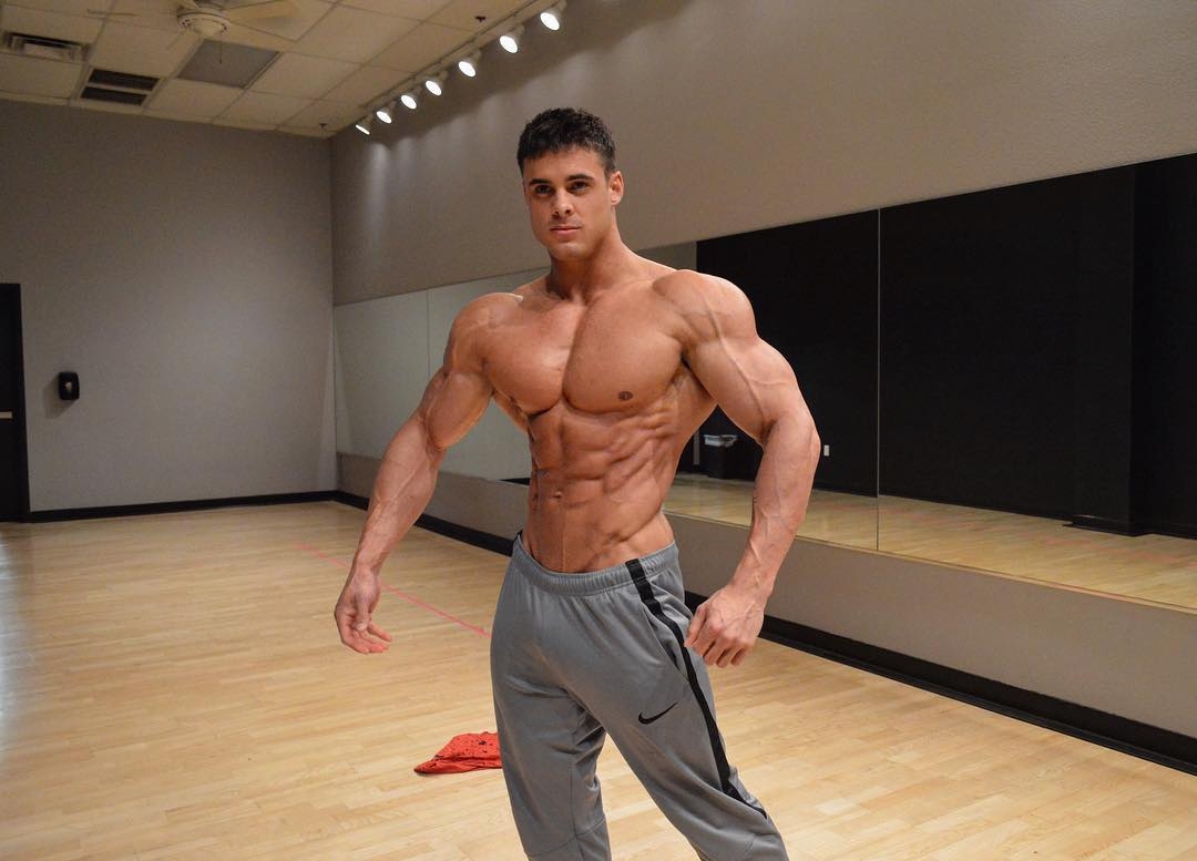Logan Franklin 2,5 t�dne p�ed New York Pro 2017