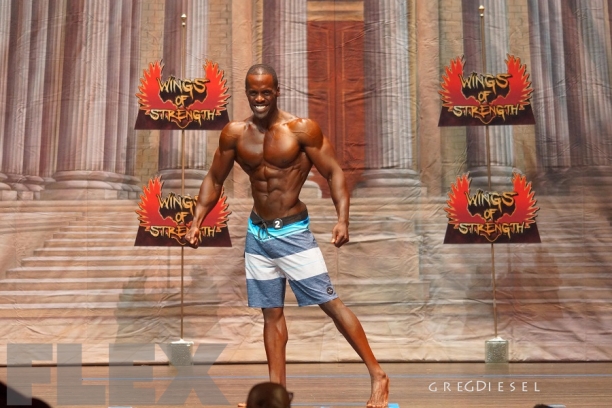 �Raymond Akinlosotu