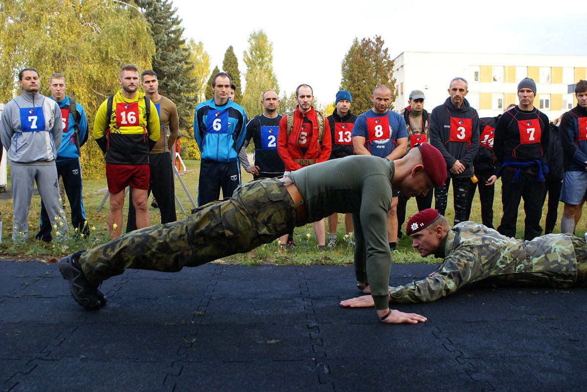 Z archivu 43. v�sadkov�ho praporu Chrudim - foto des�tn�k Jakub �koln�k