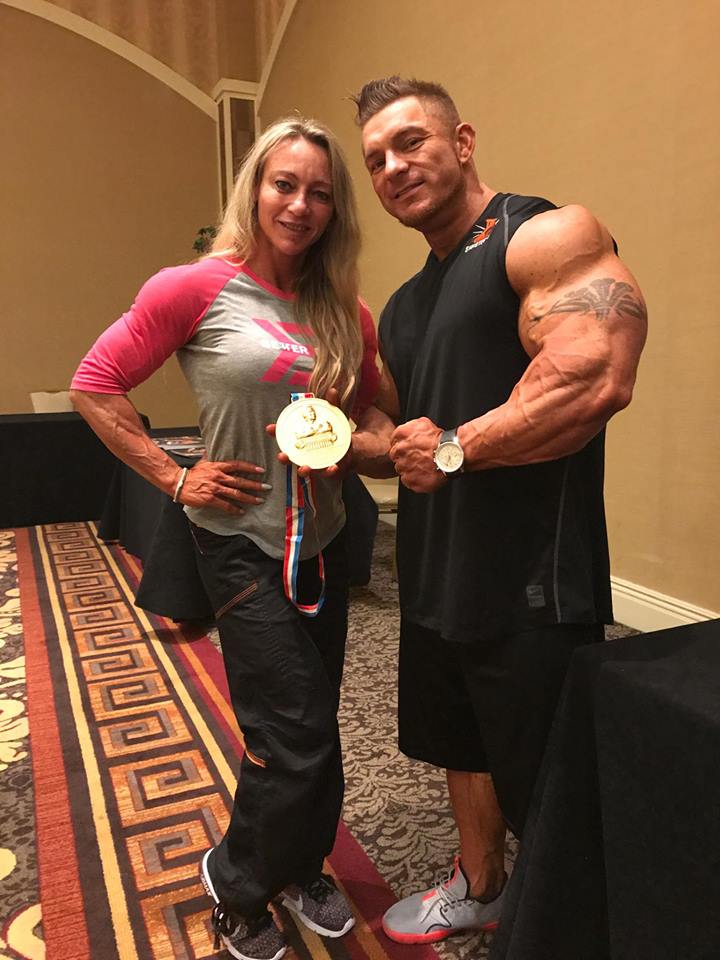 Margita Z�molov�, James "Flex" Lewis