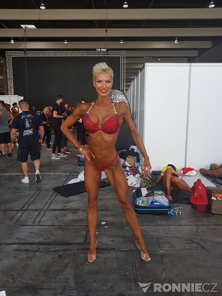 Alena Kr�tov�