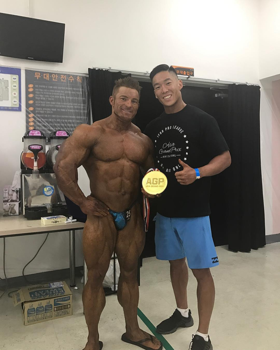 James "Flex" Lewis�