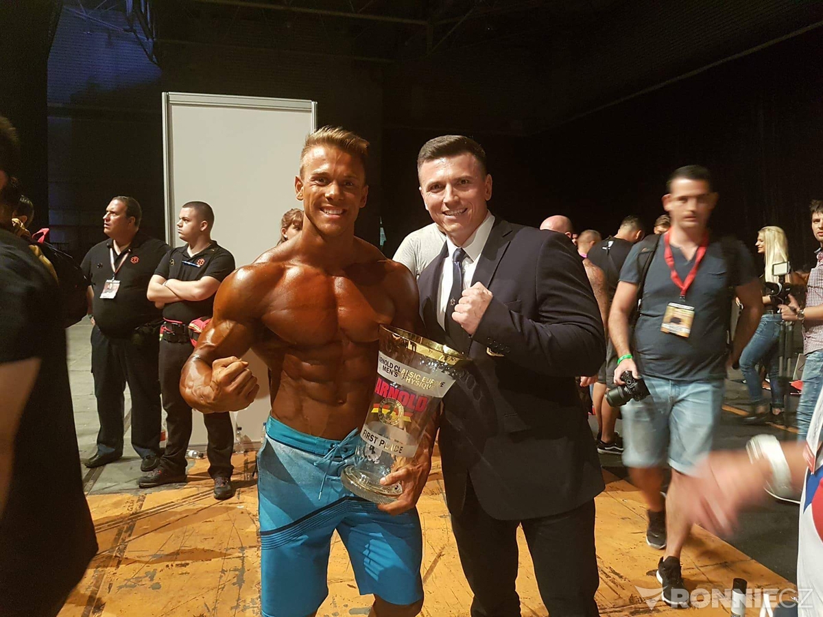 Ond�ej Kmo���k, Vja�eslav Vinogradov�