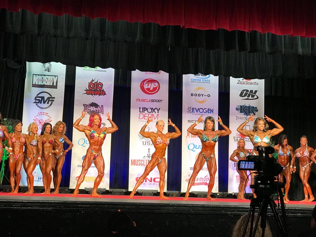 Carmen Tochenick, Trish Wood, Melissa Pearo, Essence Monet�