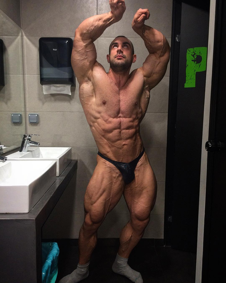 Chris Pistolas
