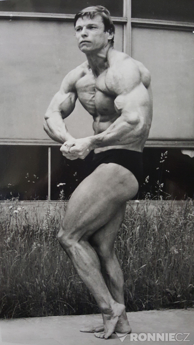 1980 MR �SSR P�chov - patrn� nejlep�� forma Boba Div�lka v jeho z�vodn� kari��e. Fotil Dalibor Kr�l z Tesly Brno
