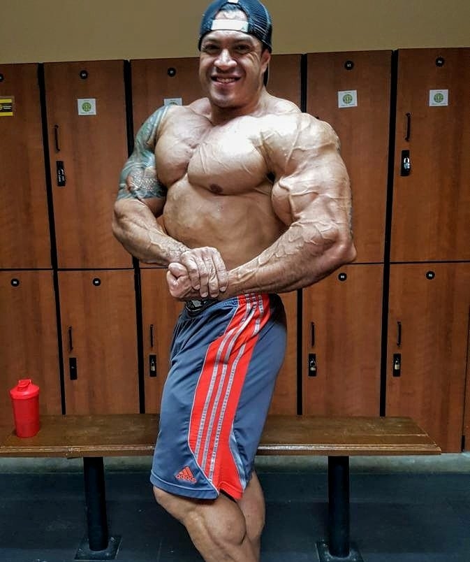 Nerio Angulo 1,5 t�dne p�ed Ferrigno Legacy 2017