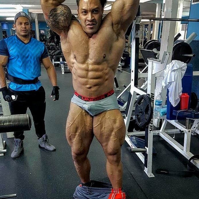 Nerio Angulo 2 t�dny p�ed Ferrigno Legacy 2017