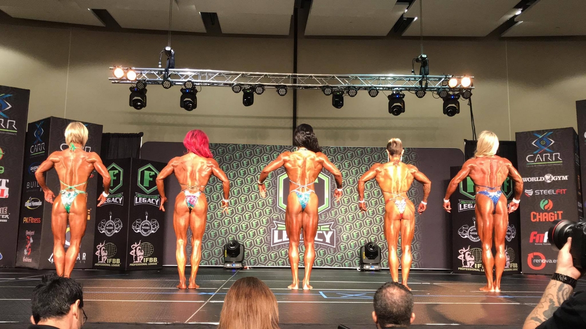 Lise Thexton, Carmen Tochenick, Shelly White, Trish Wood, Margita Z�molovᠠ
