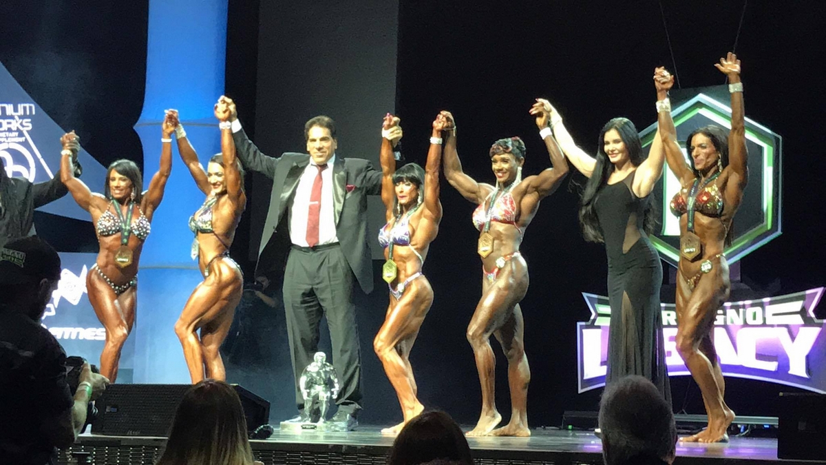 Melissa Pearo, Valentina Mishina, Priscila Cavilha, Antoinette Downie, Tannaz Malekzadeh