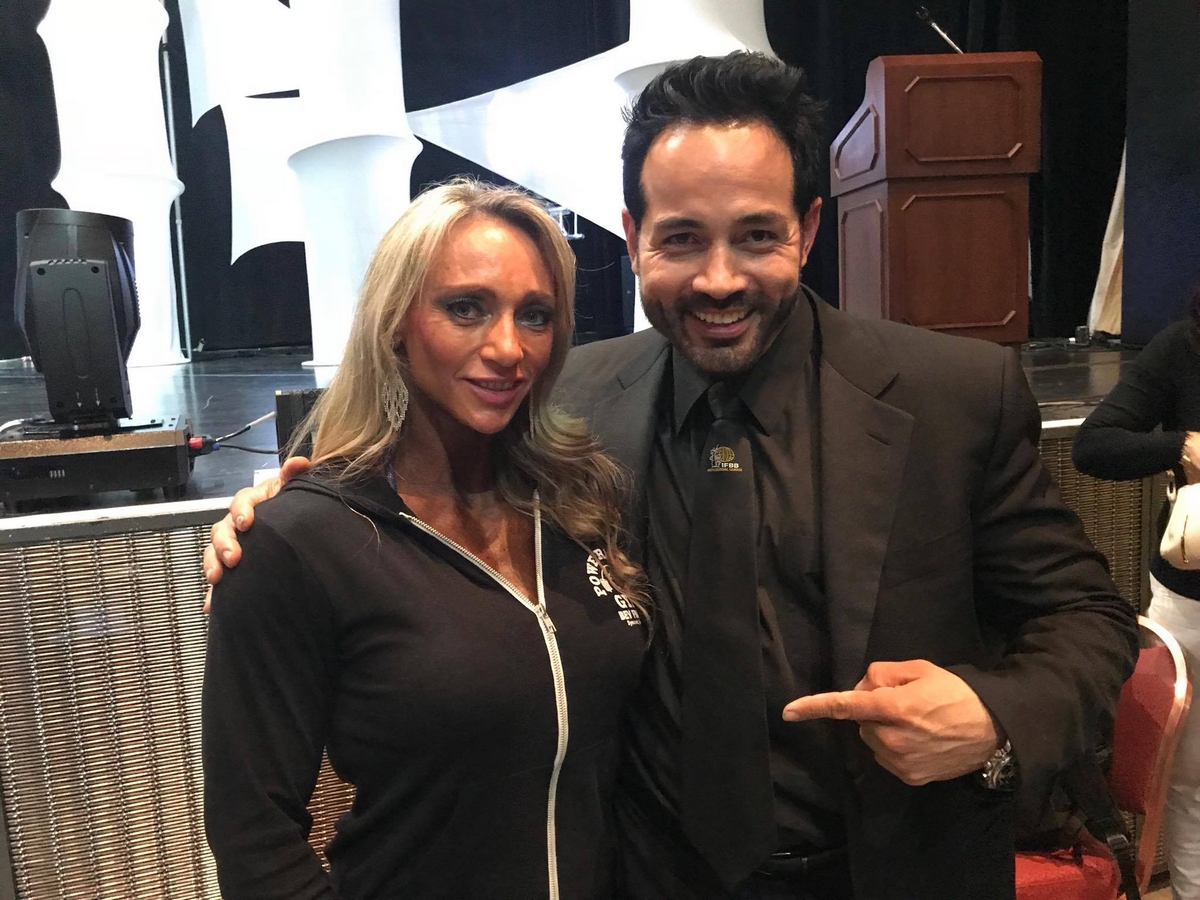 Margita Z�molov�, Tony Tirado�
