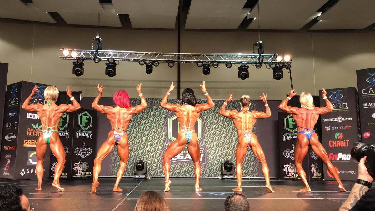 Lise Thexton, Carmen Tochenick, Shelly White, Trish Wood, Margita Z�molovᠠ