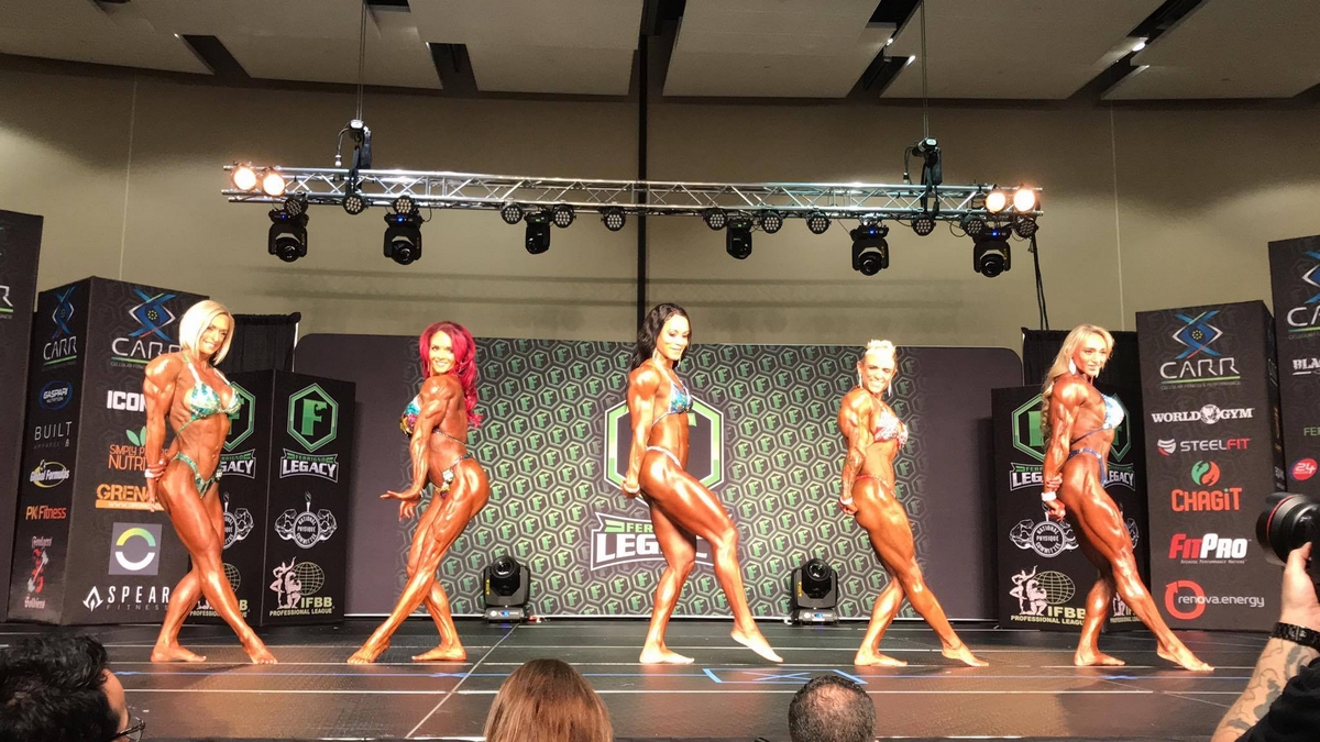 Lise Thexton, Carmen Tochenick, Shelly White, Trish Wood, Margita Z�molovᠠ