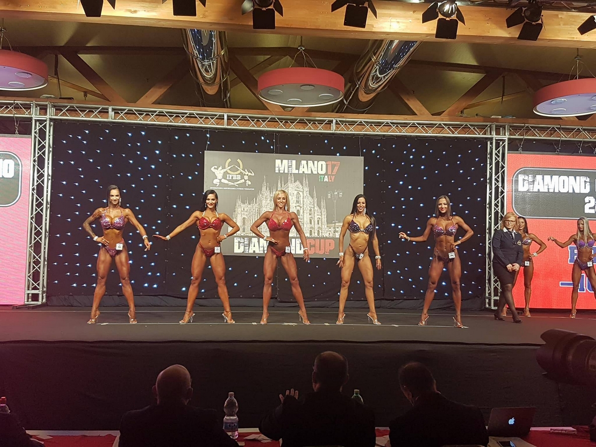 Bikiny fitness �en do 166 cm�na IFBB Diamond Cup Milano 2017