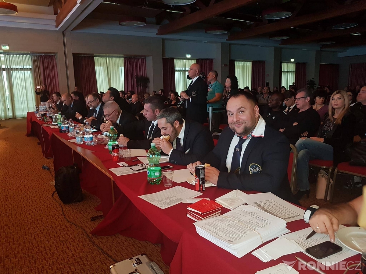 Panel rozhod��ch na IFBB Diamond Cup Milano 2017�