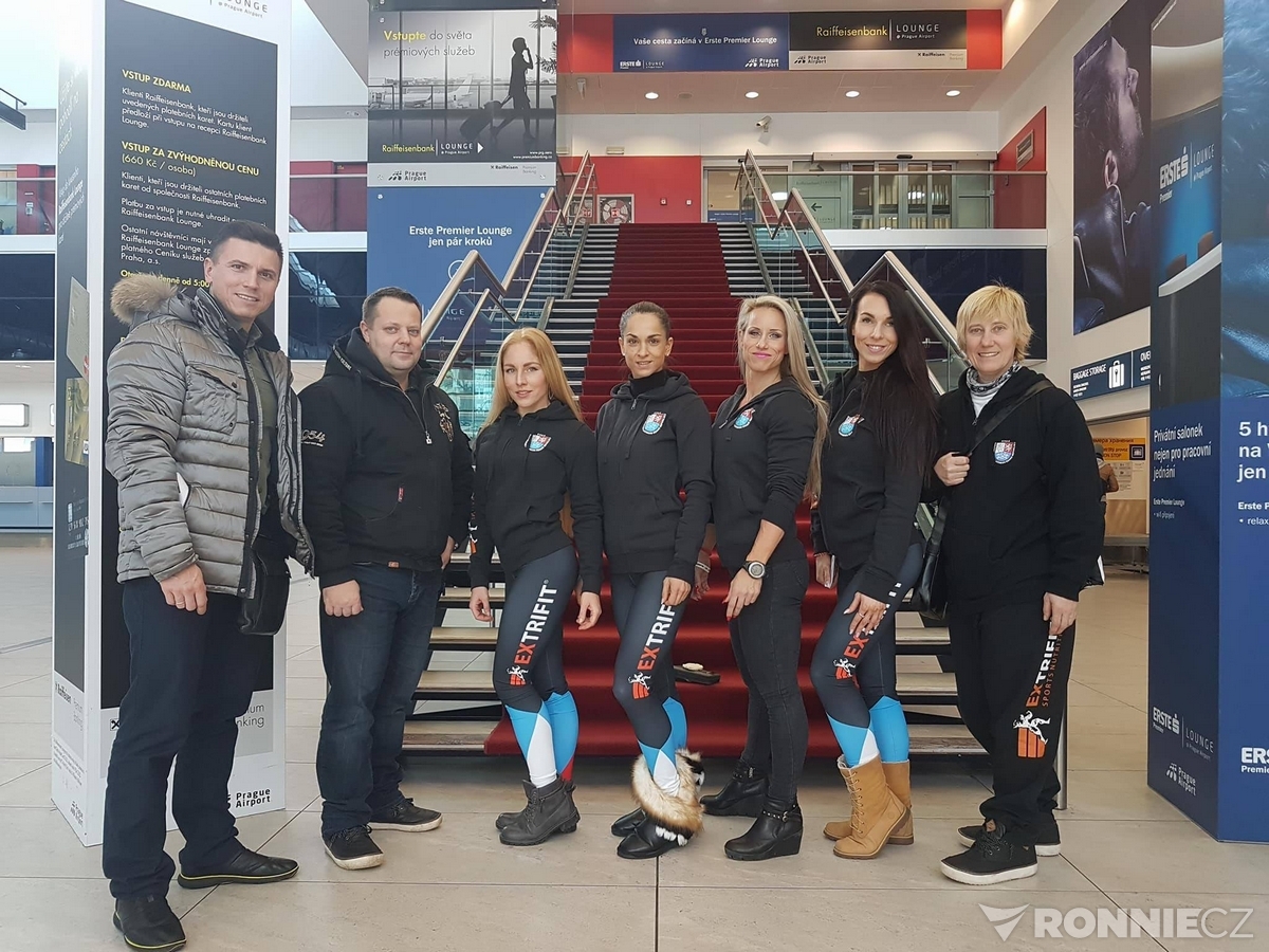 Vja�eslav Vinogradov, Martin Novotn�, Lenka �erven� Bo�utov�, Andrea Molekov�, Michaela Kohutov�, Eli�ka Dombkov�, Zdena Raz�mov�