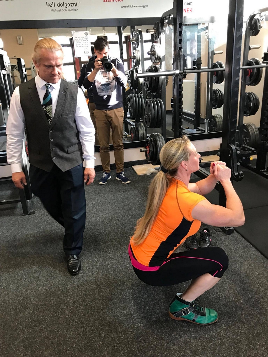 Margita Z�molov�, Tom Platz��