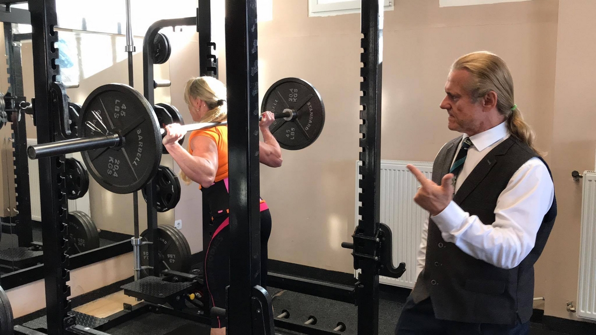 Margita Z�molov�, Tom Platz��