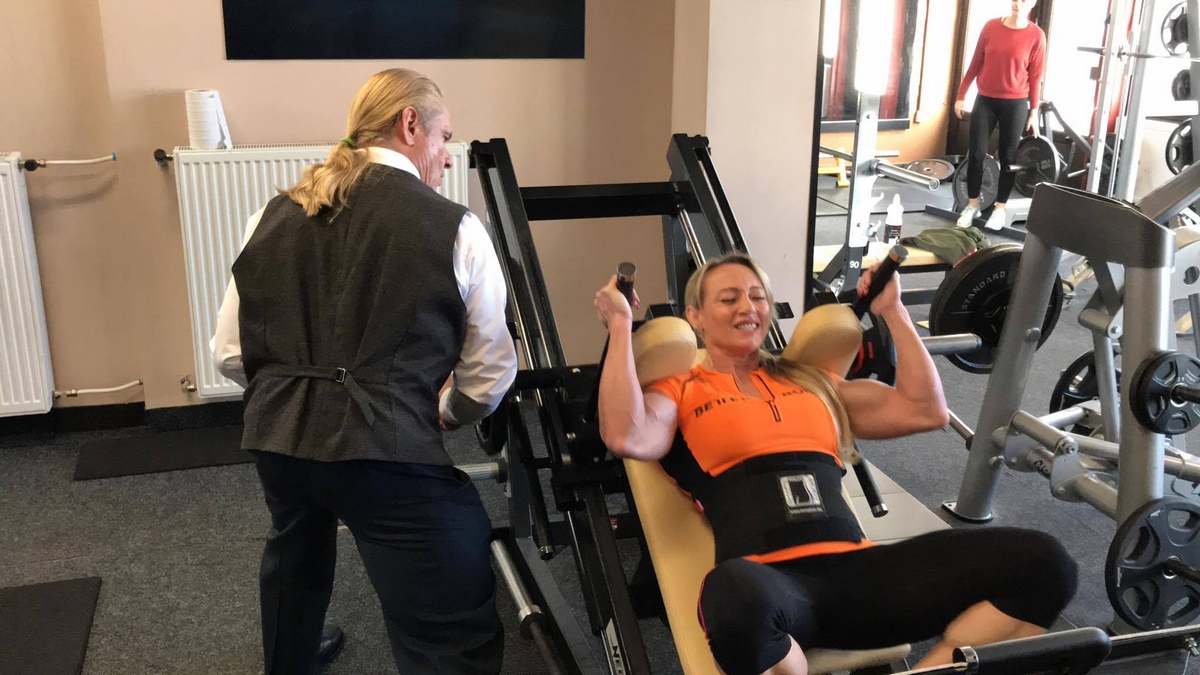 Margita Z�molov�, Tom Platz��