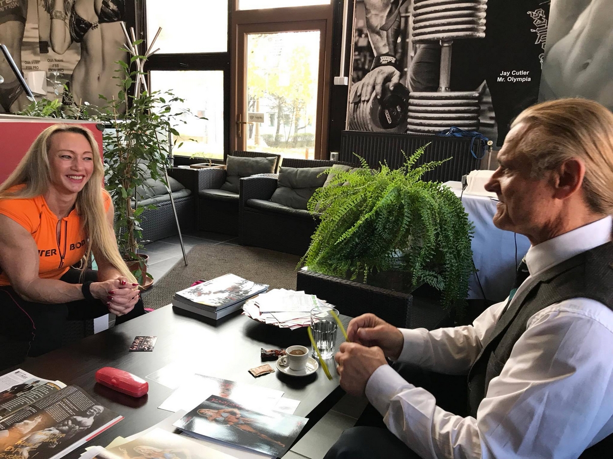 Margita Z�molov�, Tom Platz�