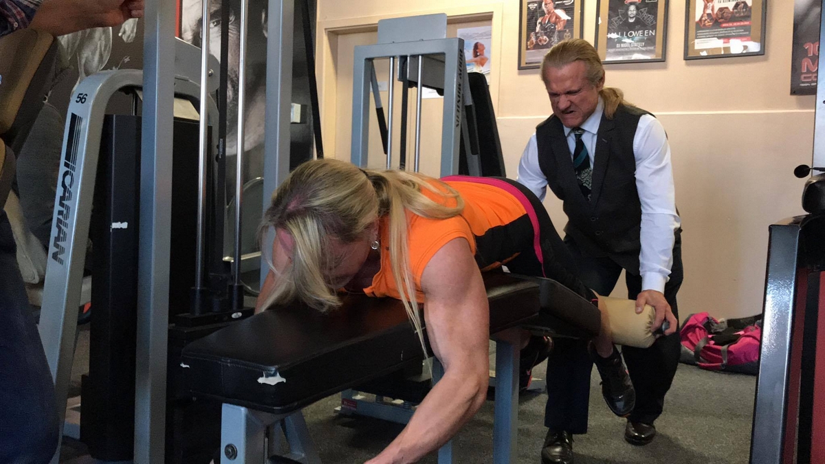 Margita Z�molov�, Tom Platz��
